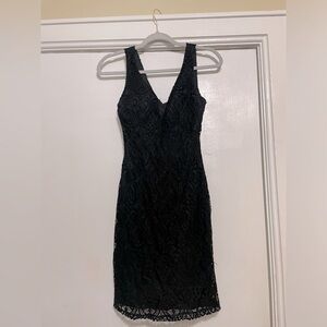 Black Lace Padded Low Cut Bodycon Dress